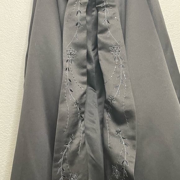 David's Bridal Dress gown formal sz 10 NWT Black Backless beaded F11207 - Picture 4 of 8